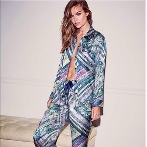 Victoria’s Secret afterhours satin pajamas small
